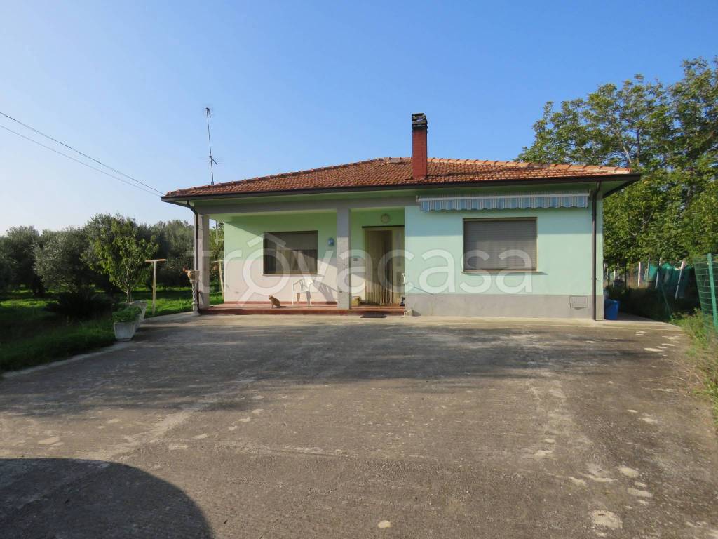 casa indipendente in vendita a San Vito Chietino