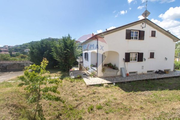 casa indipendente in vendita a San Vito Chietino in zona Marina di San Vito