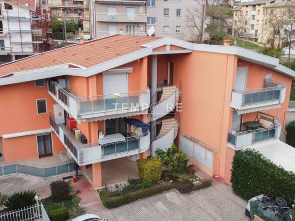 appartamento in vendita a San Vito Chietino in zona Marina di San Vito
