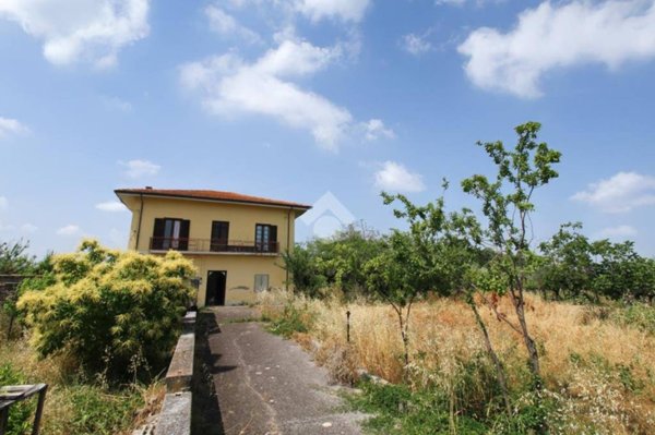 casa indipendente in vendita a San Vito Chietino in zona Sant'Apollinare