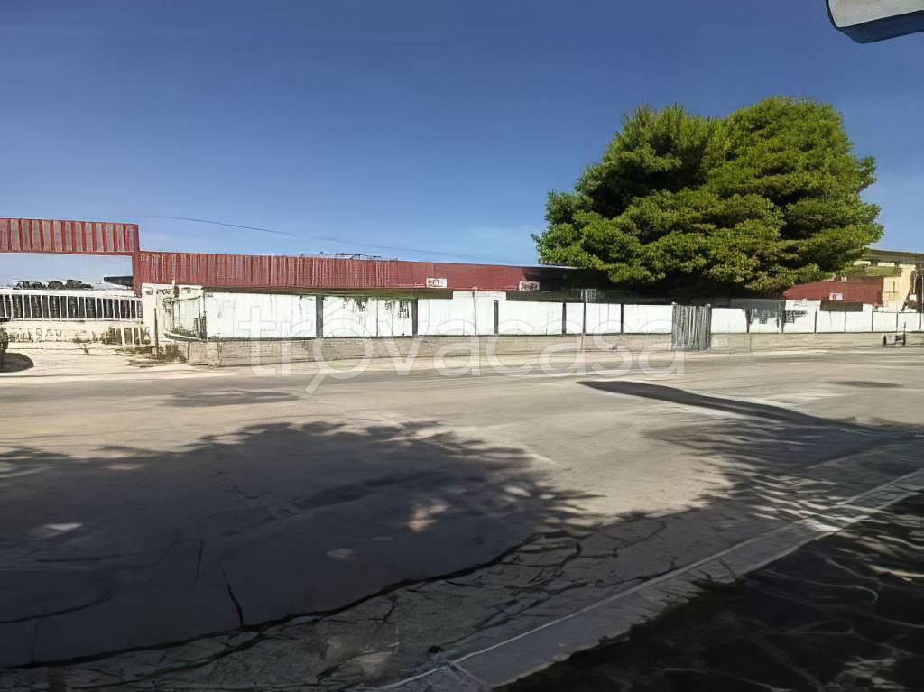 capannone in vendita a San Vito Chietino