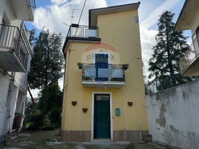 casa indipendente in vendita a San Vito Chietino