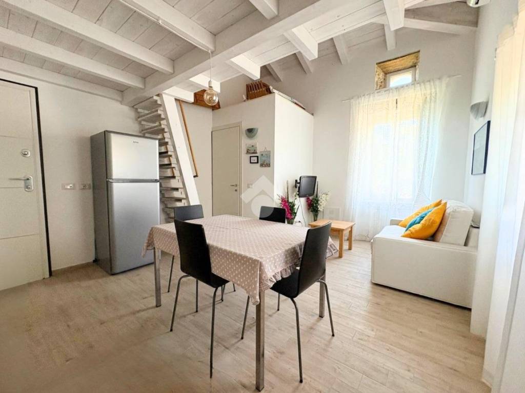 appartamento in vendita a San Vito Chietino in zona Marina di San Vito