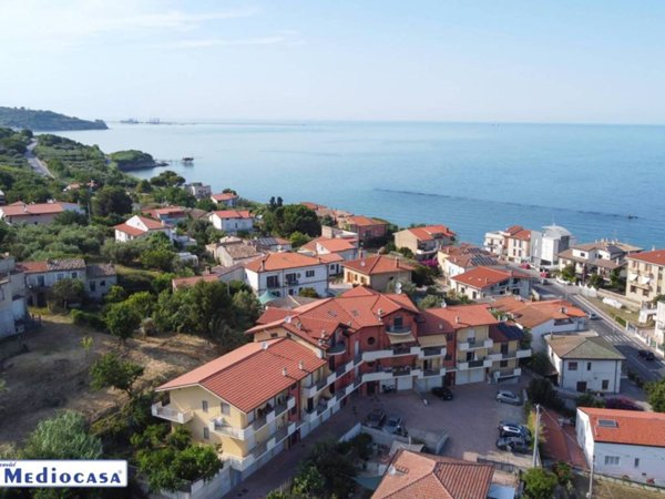 appartamento in vendita a San Vito Chietino in zona Marina di San Vito