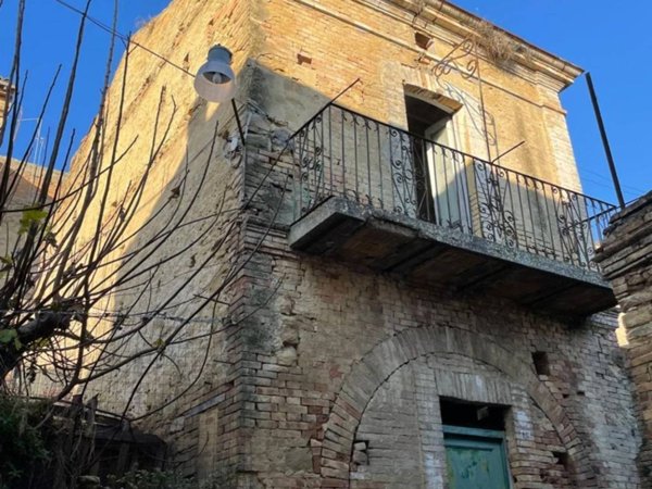 casa indipendente in vendita a San Vito Chietino in zona Sant'Apollinare