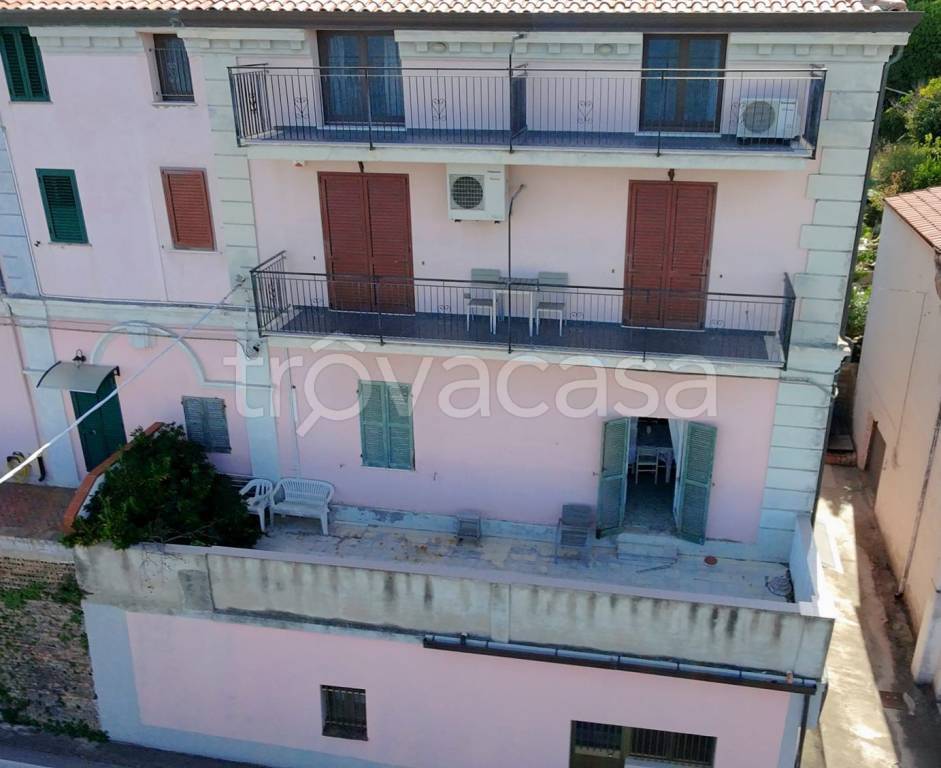appartamento in vendita a San Vito Chietino in zona Marina di San Vito