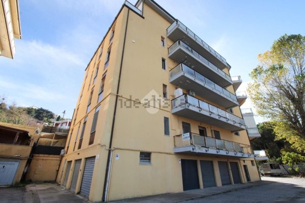 appartamento in vendita a San Vito Chietino in zona Marina di San Vito