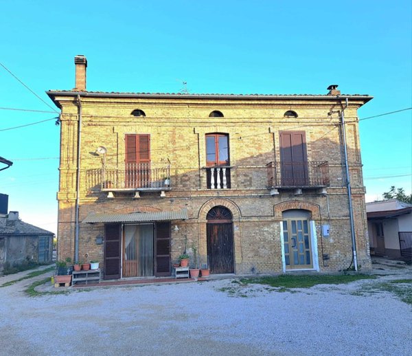 casa indipendente in vendita a San Vito Chietino