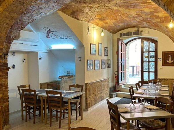 negozio in vendita a San Vito Chietino in zona Marina di San Vito