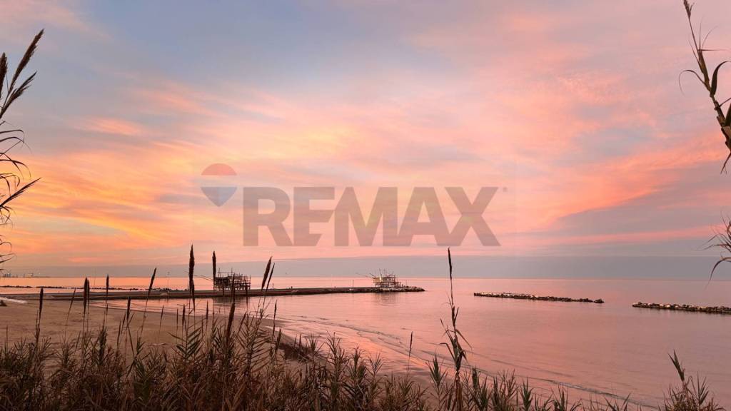 appartamento in vendita a San Vito Chietino in zona Marina di San Vito