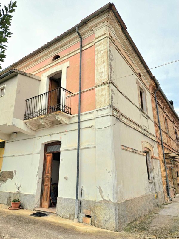 casa indipendente in vendita a San Vito Chietino