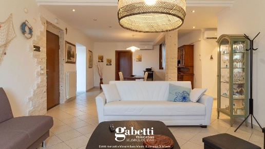 appartamento in vendita a San Vito Chietino in zona Marina di San Vito