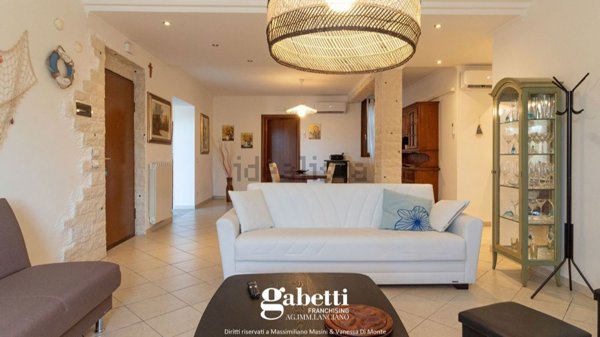 appartamento in vendita a San Vito Chietino in zona Marina di San Vito