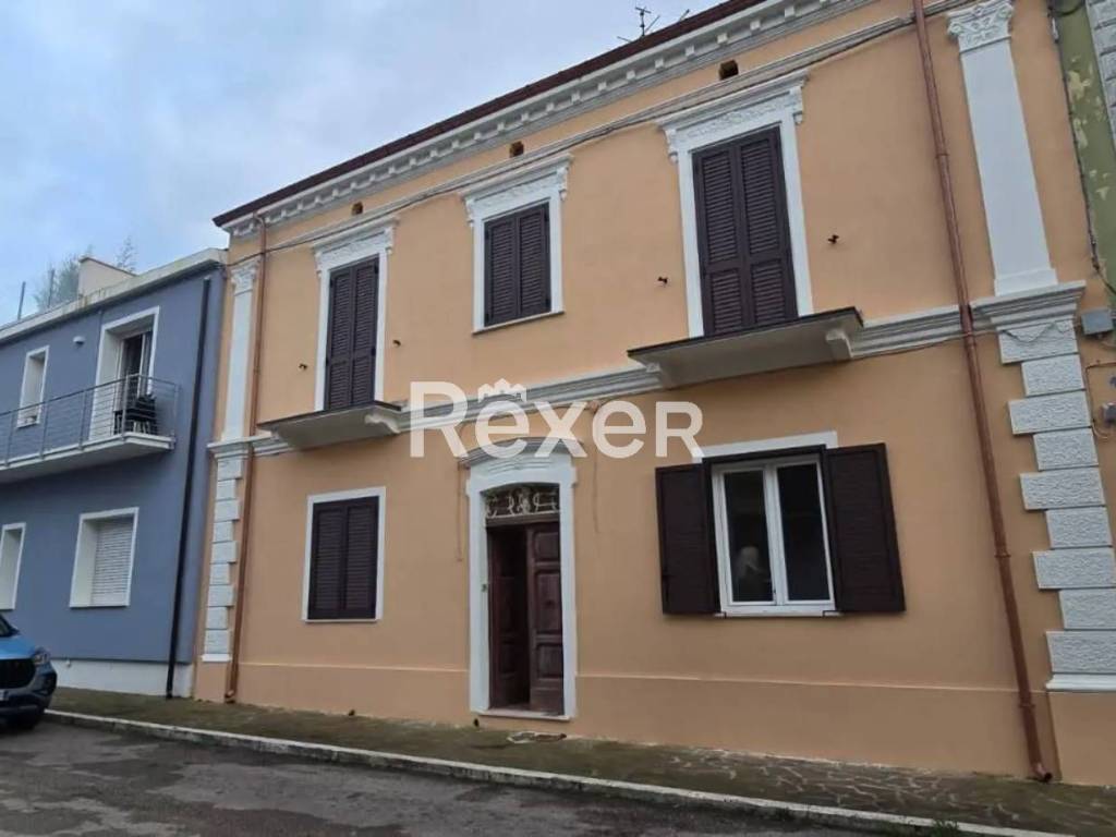 casa indipendente in vendita a San Vito Chietino