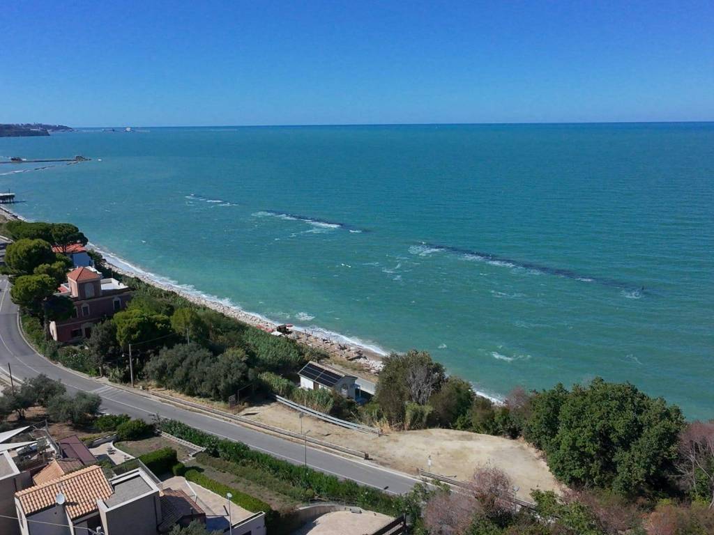 casa indipendente in vendita a San Vito Chietino in zona Marina di San Vito