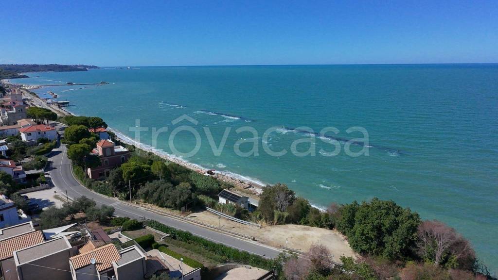 casa indipendente in vendita a San Vito Chietino in zona Marina di San Vito