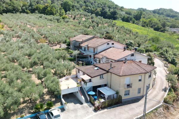casa semindipendente in vendita a San Vito Chietino in zona Cese
