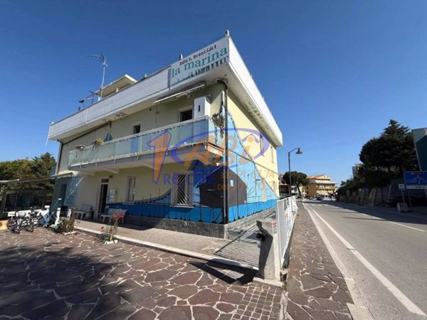 casa indipendente in vendita a San Vito Chietino in zona Marina di San Vito