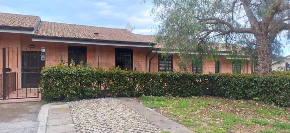 appartamento in vendita a San Vito Chietino in zona Marina di San Vito