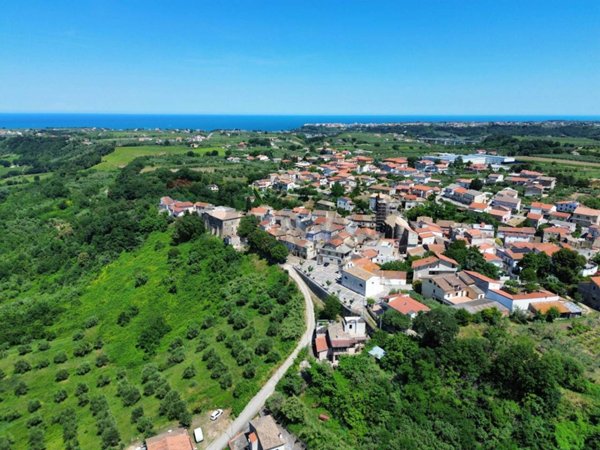 casa indipendente in vendita a San Vito Chietino in zona Sant'Apollinare