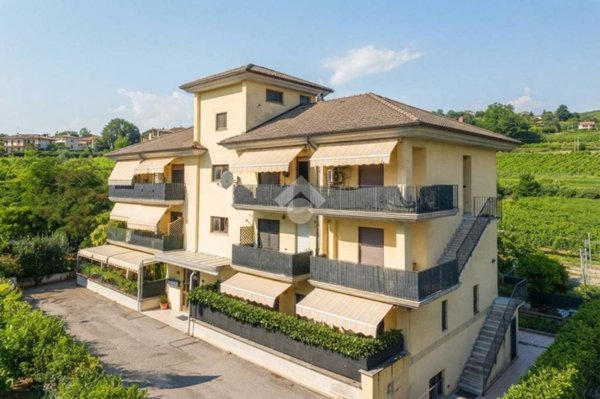 appartamento in vendita a San Vito Chietino in zona Marina di San Vito