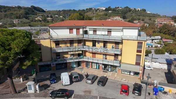 appartamento in vendita a San Vito Chietino in zona Marina di San Vito