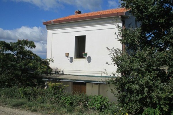 casa indipendente in vendita a Scerni