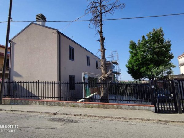 casa indipendente in vendita a Scerni