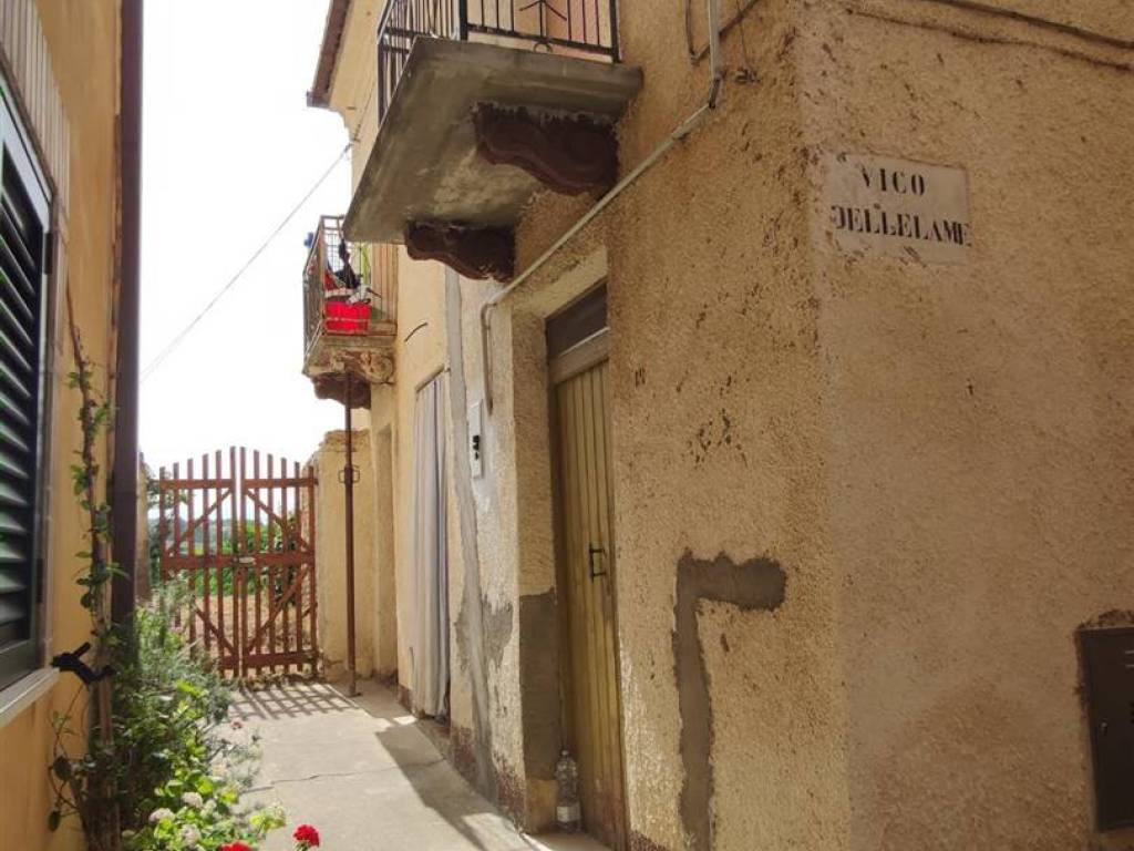 casa indipendente in vendita a Scerni
