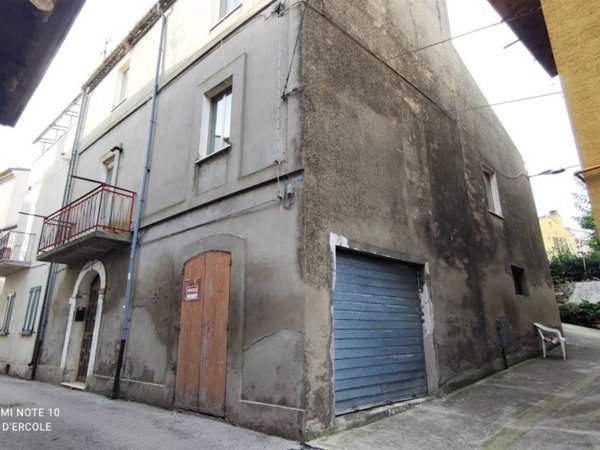 casa indipendente in vendita a Scerni