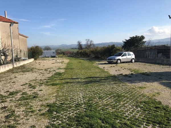 terreno edificabile in vendita a Scerni