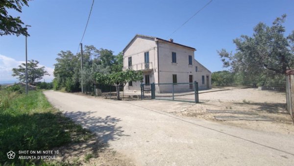 casa indipendente in vendita a Scerni in zona San Giacomo