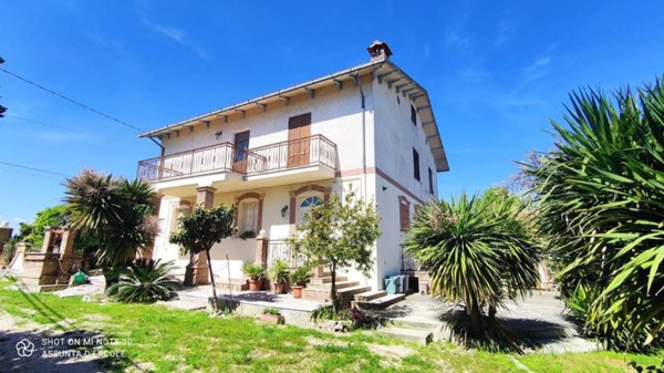 casa indipendente in vendita a Scerni