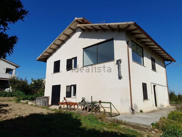 casa indipendente in vendita a Scerni in zona San Giacomo