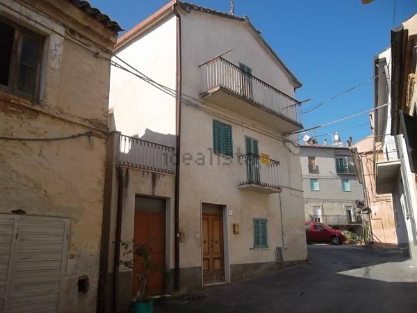 casa indipendente in vendita a Scerni