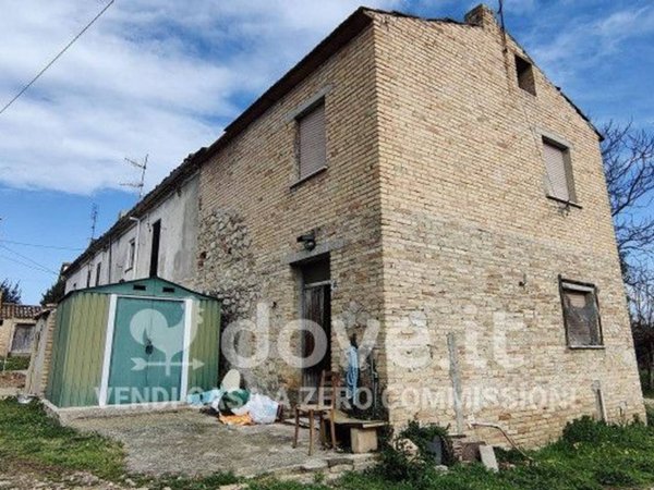 casale in vendita a Scerni