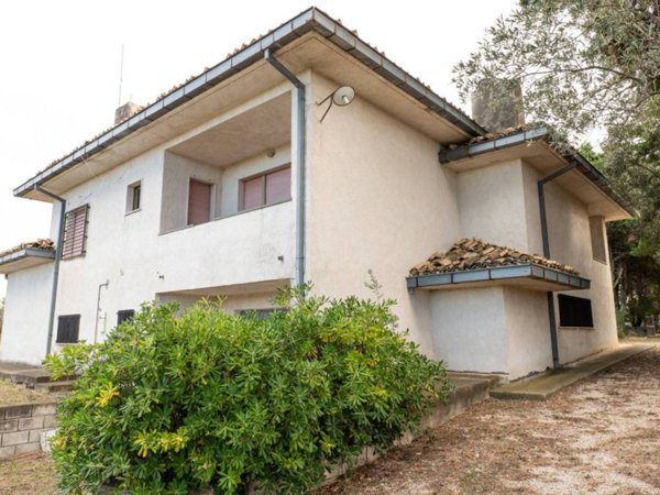 casa indipendente in vendita a Scerni