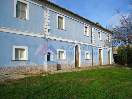 casa indipendente in vendita a Scerni