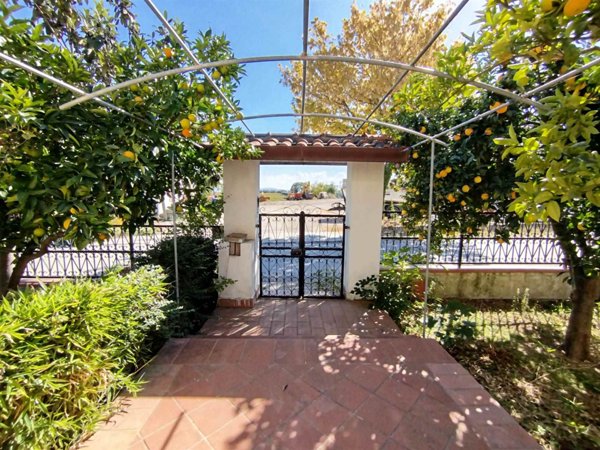 villa in vendita a Scerni in zona Piano dei Fiori