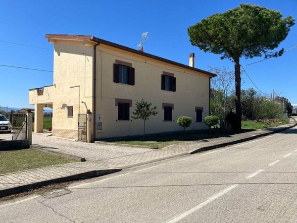 casa indipendente in vendita a Scerni in zona Piano dei Fiori