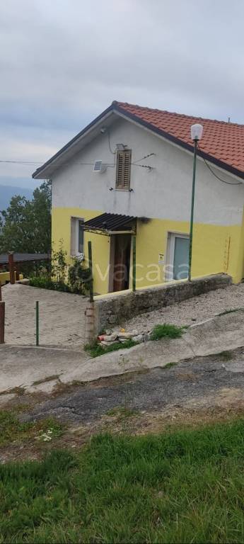 casa indipendente in vendita a Schiavi di Abruzzo in zona Taverna