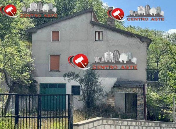 casa indipendente in vendita a Schiavi di Abruzzo