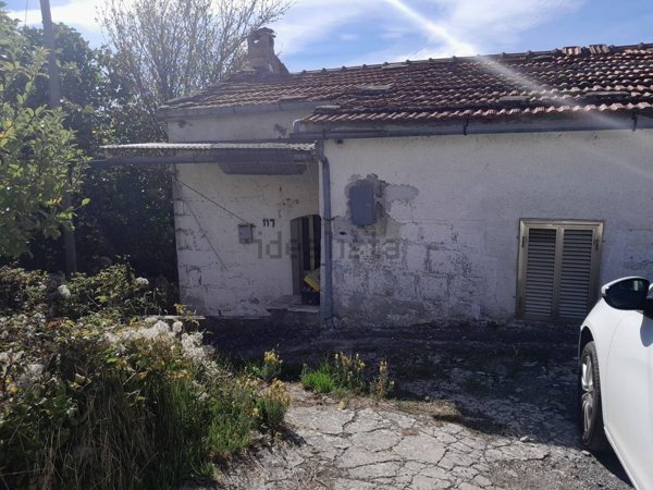 casa semindipendente in vendita a Schiavi di Abruzzo
