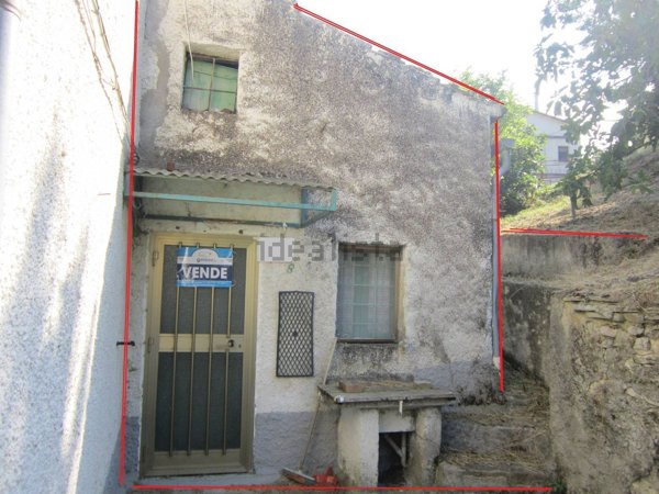 quadrivano in vendita a Schiavi di Abruzzo in zona Taverna