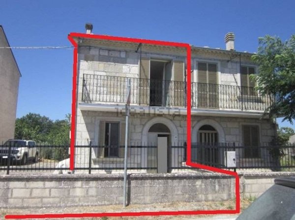 casa indipendente in vendita a Schiavi di Abruzzo in zona Taverna