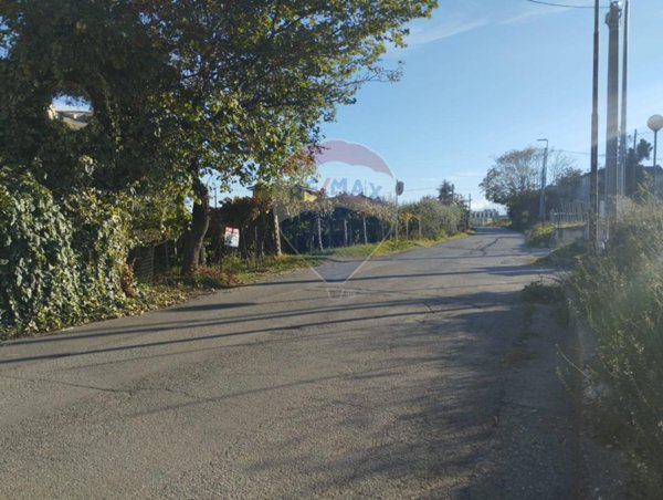 casa indipendente in vendita a Tollo in zona Macchie