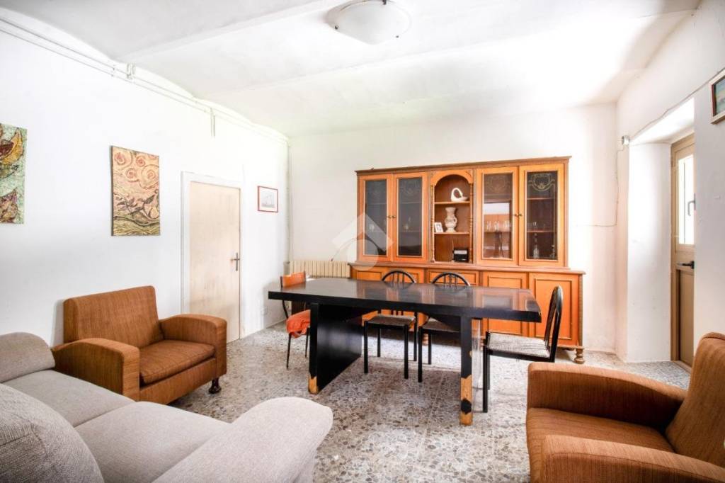 casa indipendente in vendita a Tollo