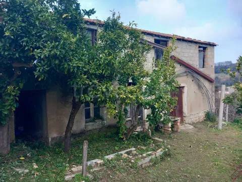 casa indipendente in vendita a Tollo in zona Macchie