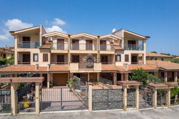casa indipendente in vendita a Tollo in zona Venna