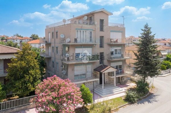 appartamento in vendita a Tollo in zona Macchie